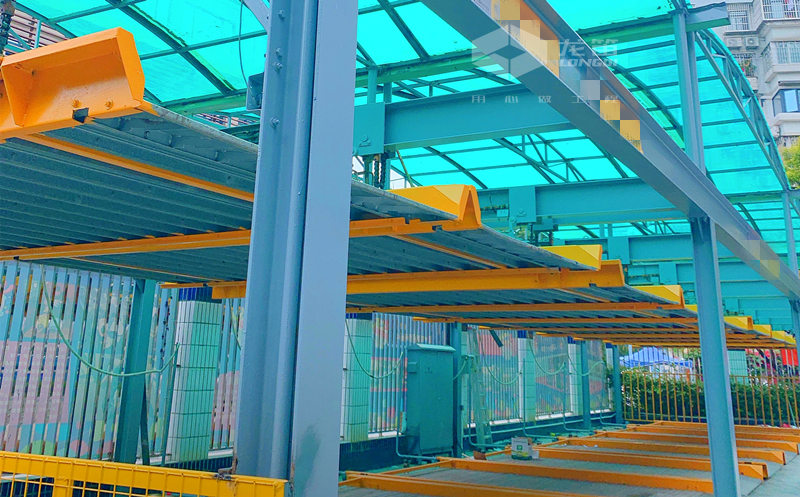 圖1.2  升降橫移類立體車庫(kù).jpg